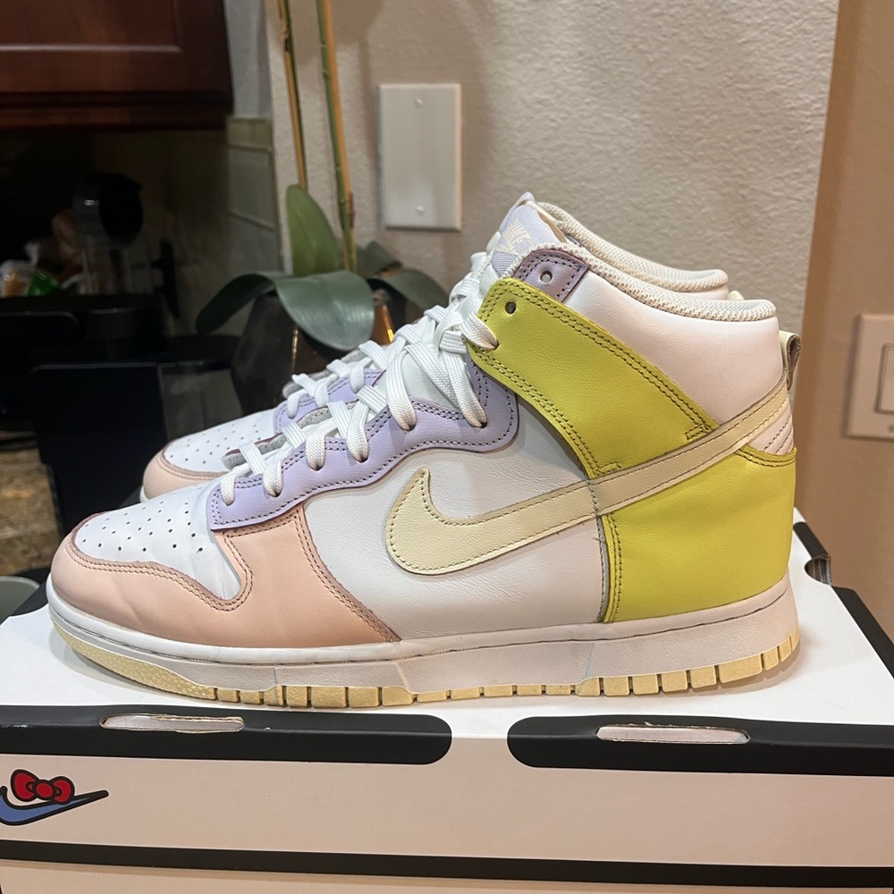 Nike dunk “lemon twist” size 11